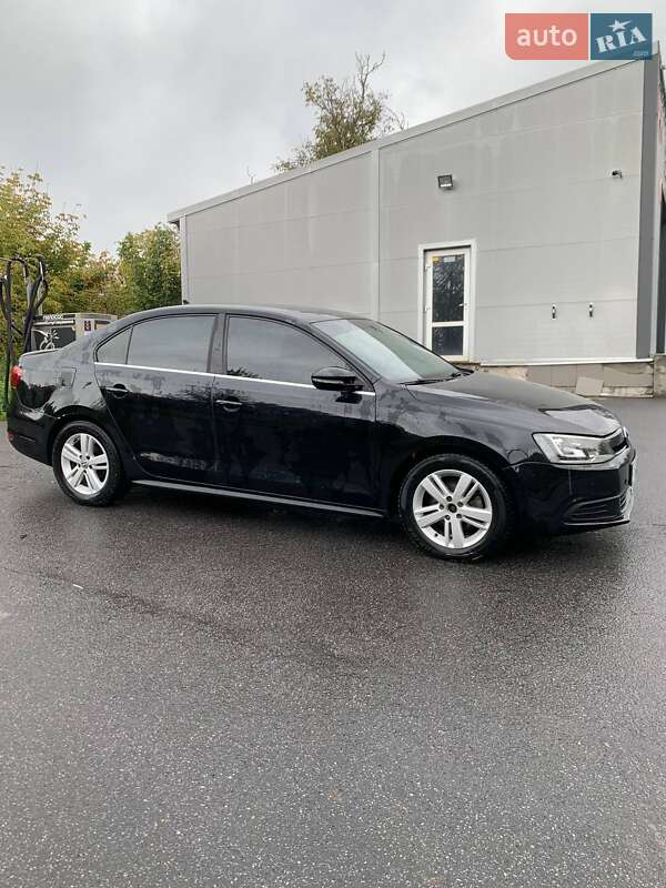 Volkswagen Jetta 2013