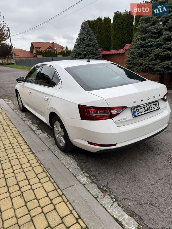 Skoda Superb 2020