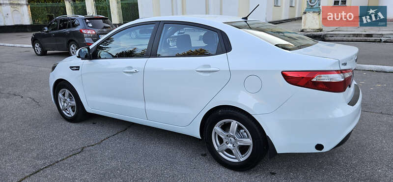 Kia Rio 2012