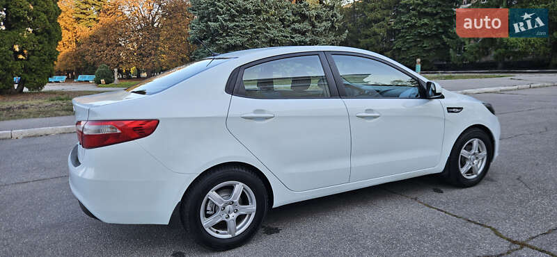 Kia Rio 2012