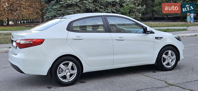 Kia Rio 2012