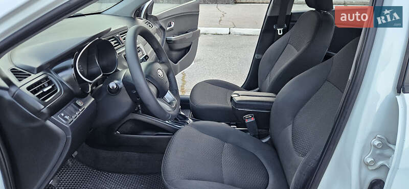Kia Rio 2012