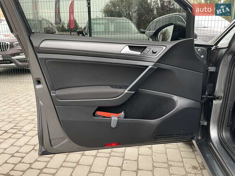 Volkswagen e-Golf 2020