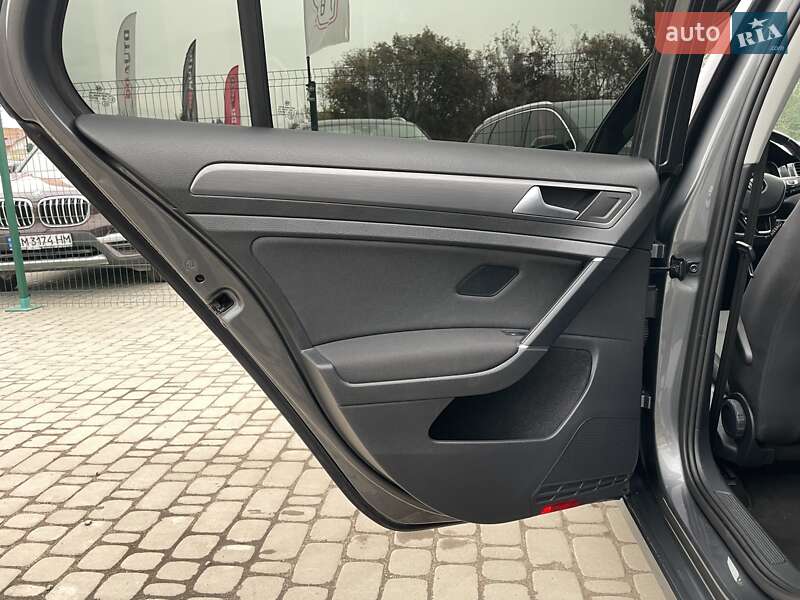 Volkswagen e-Golf 2020