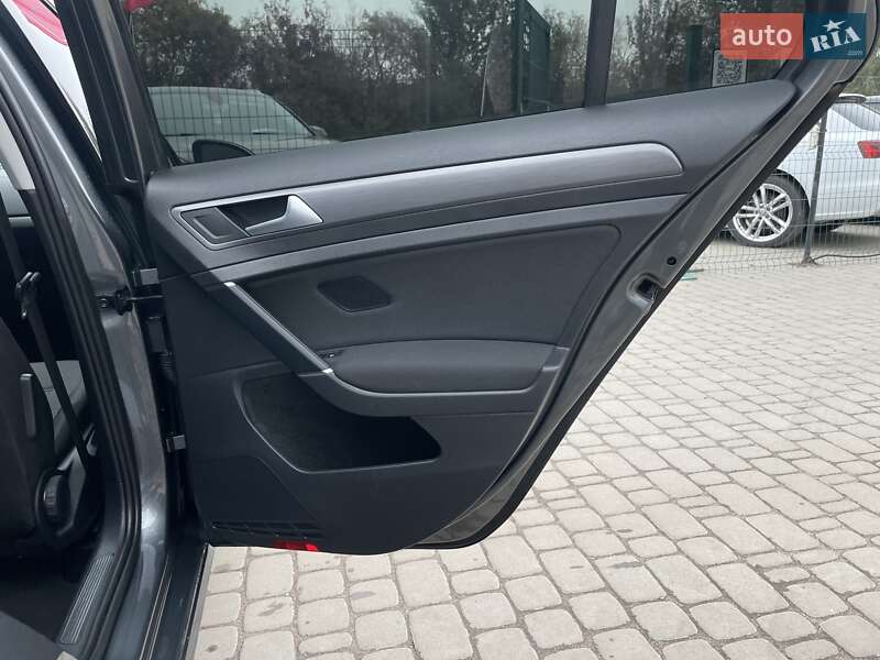 Volkswagen e-Golf 2020