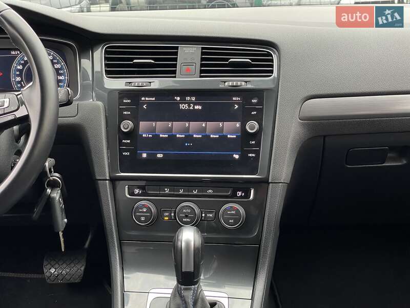 Volkswagen e-Golf 2020