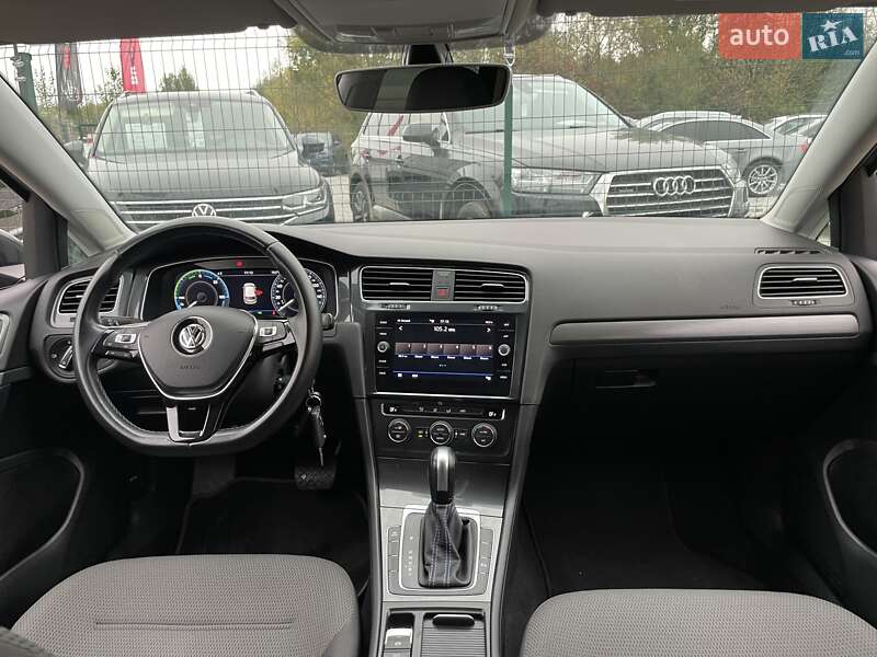 Volkswagen e-Golf 2020