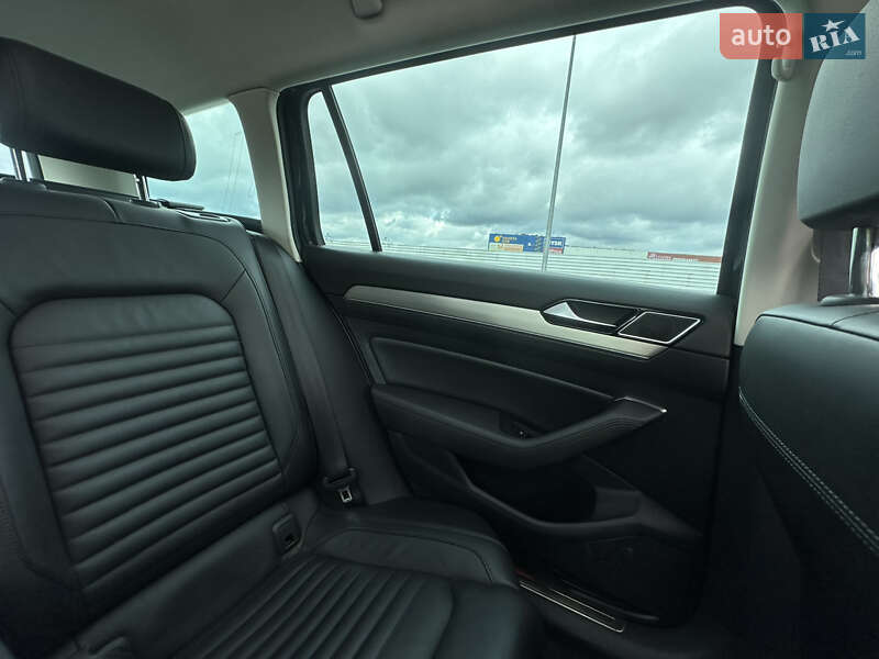 Volkswagen Passat 2015