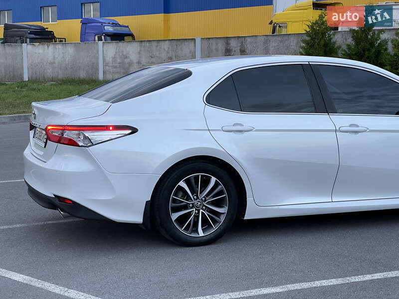 Toyota Camry 2017