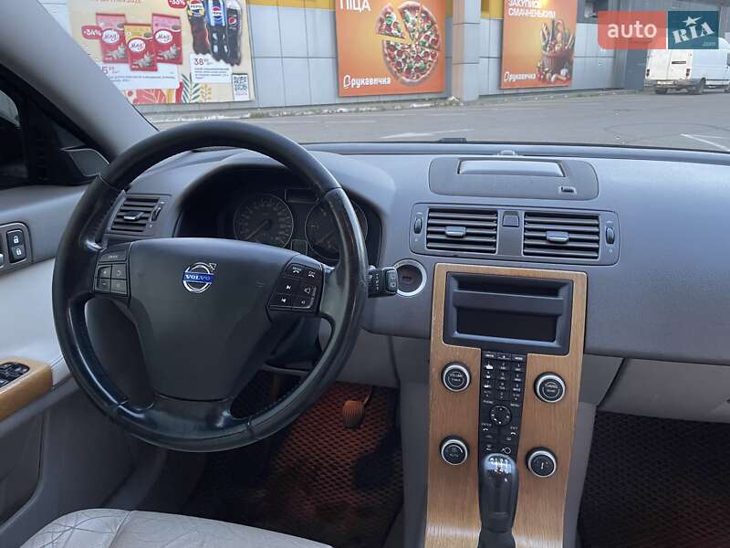 Volvo V50 2012