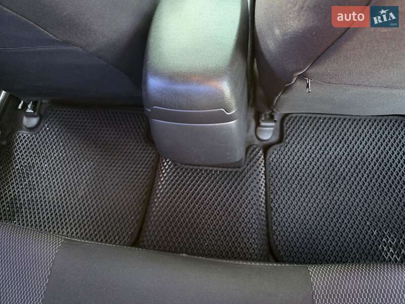 Hyundai Elantra 2015