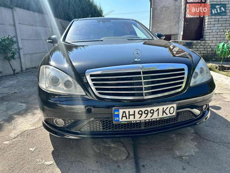 Mercedes-Benz S-Class 2008