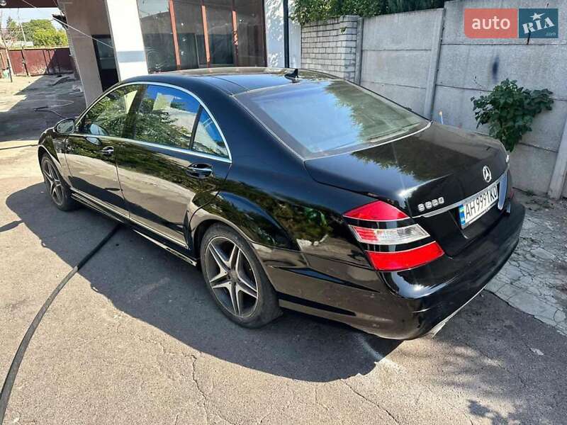 Mercedes-Benz S-Class 2008