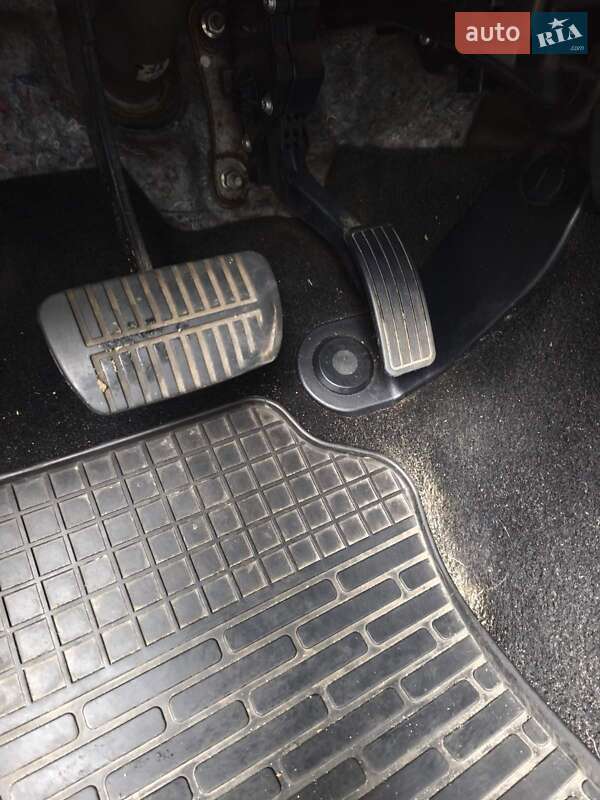 Subaru Forester 2008