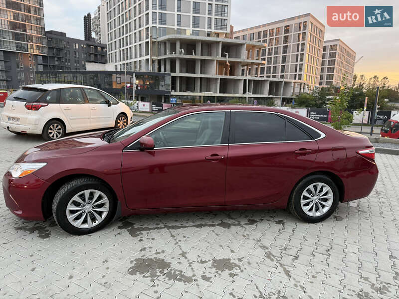 Toyota Camry 2017