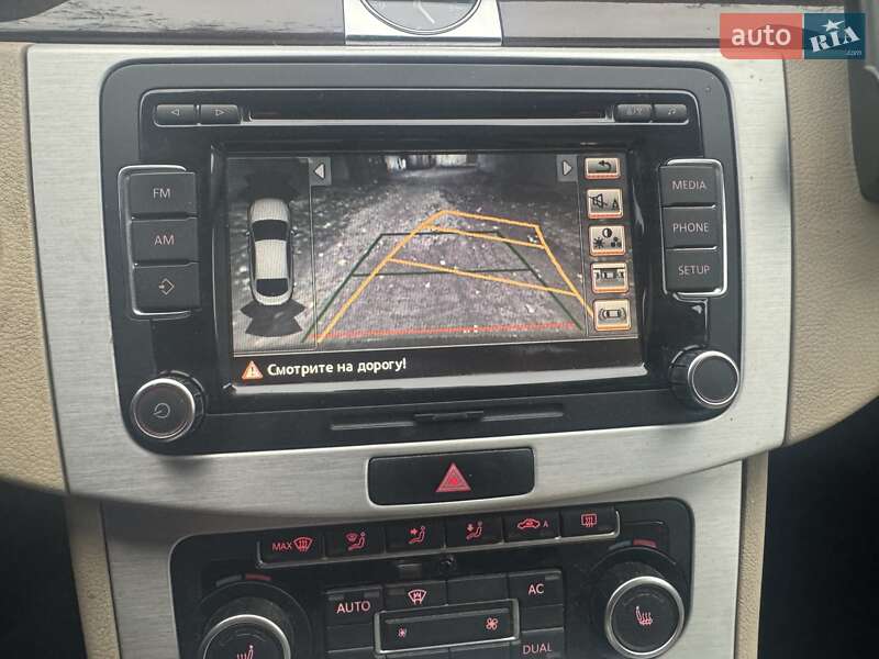 Volkswagen CC / Passat CC 2011