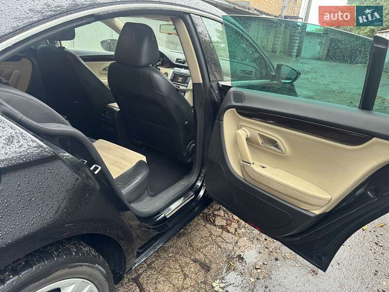 Volkswagen CC / Passat CC 2011