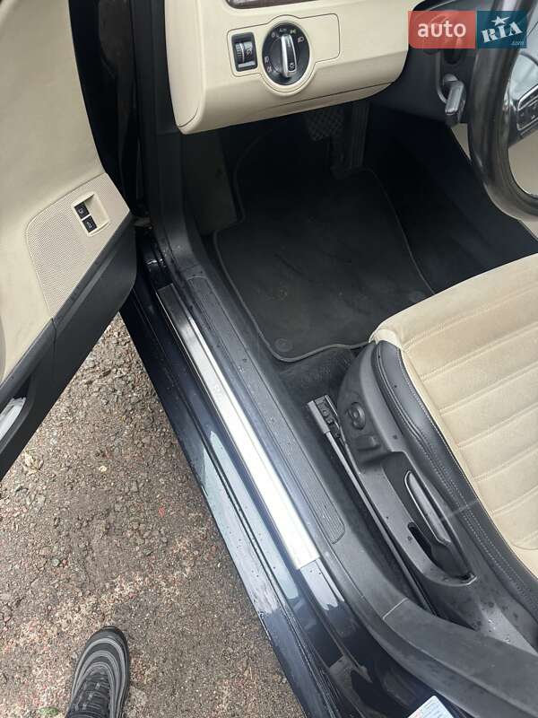 Volkswagen CC / Passat CC 2011