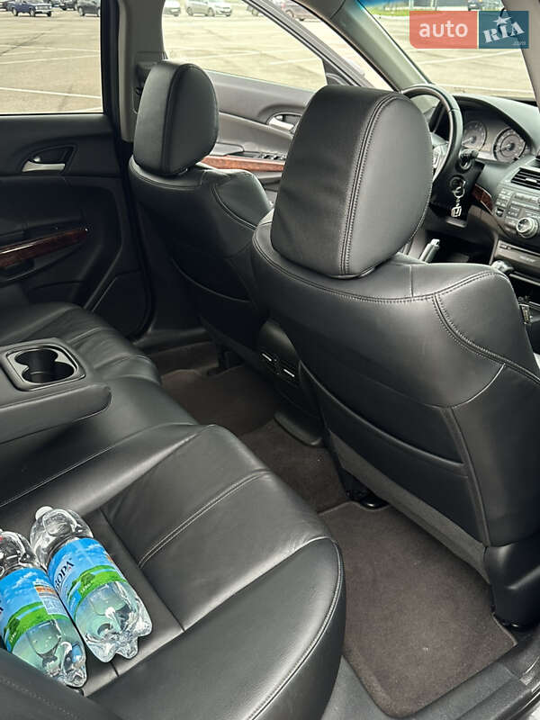 Honda Crosstour 2012