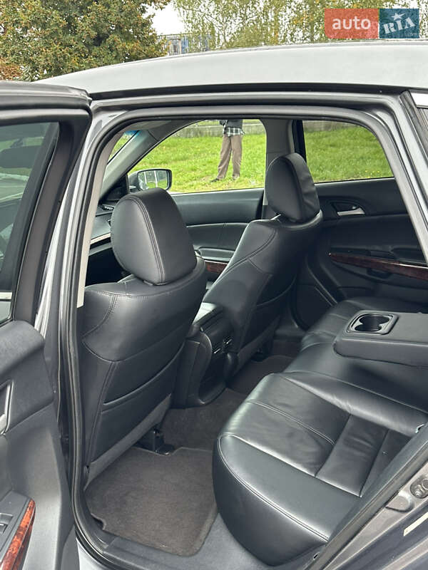 Honda Crosstour 2012