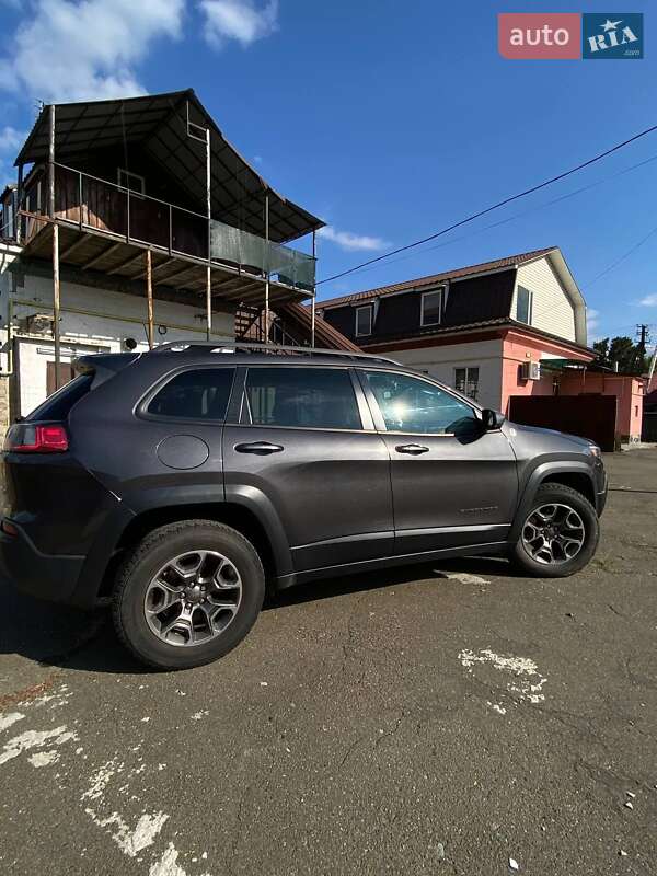 Jeep Cherokee 2020