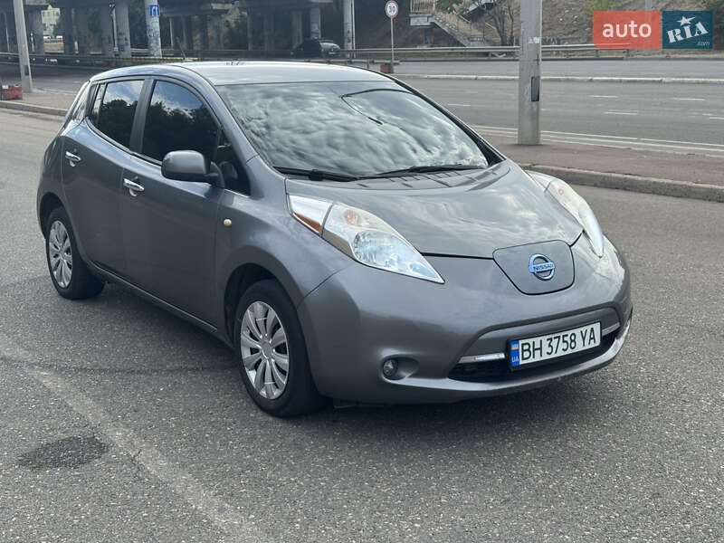 Nissan Leaf 2014