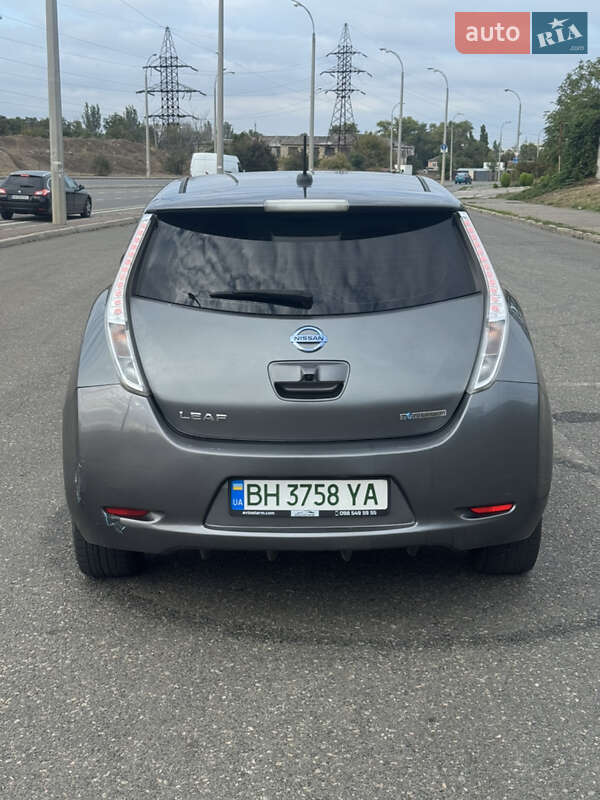 Nissan Leaf 2014
