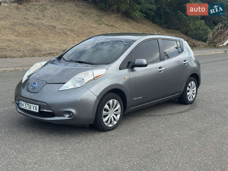 Nissan Leaf 2014