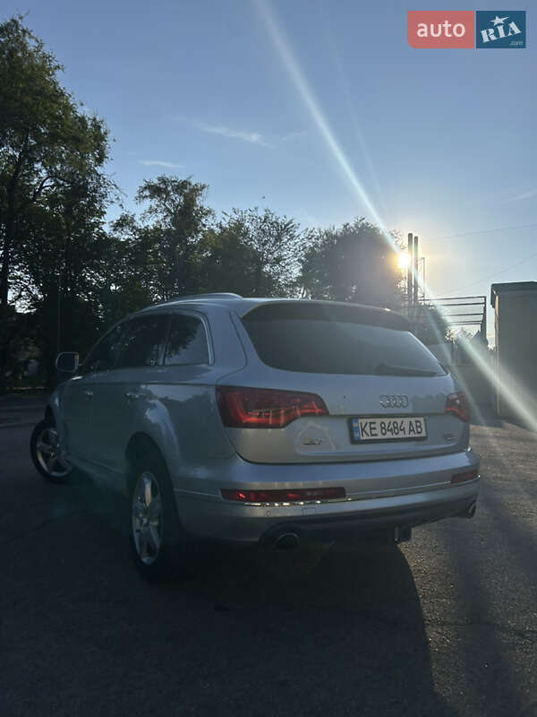 Audi Q7 2015
