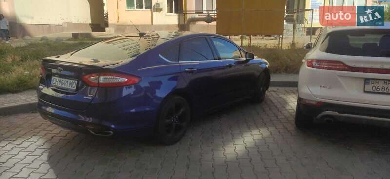 Ford Fusion 2012