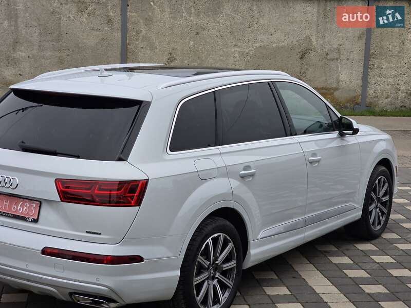 Audi Q7 2017