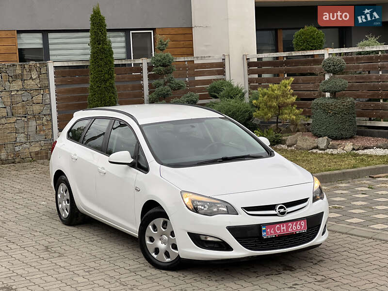 Opel Astra 2013