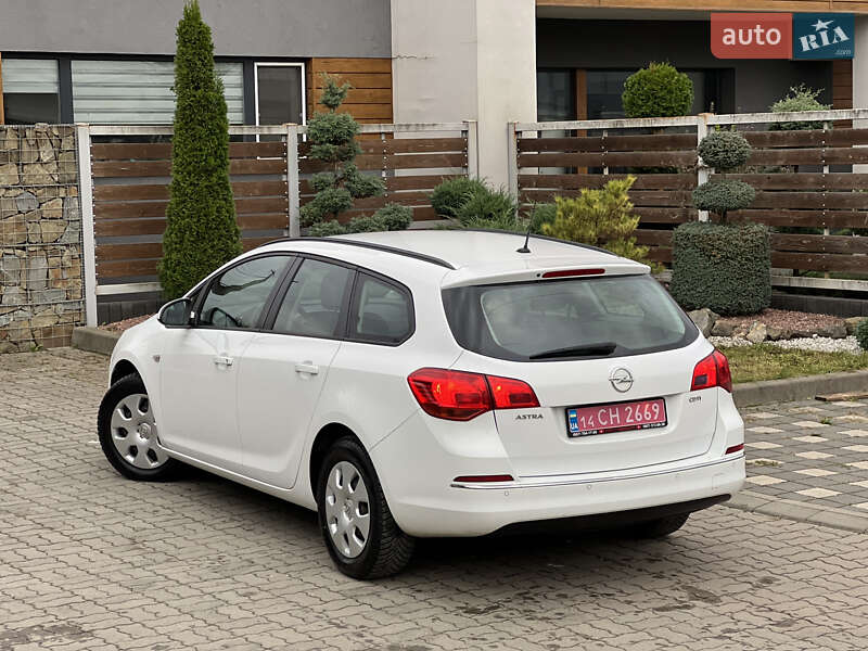 Opel Astra 2013