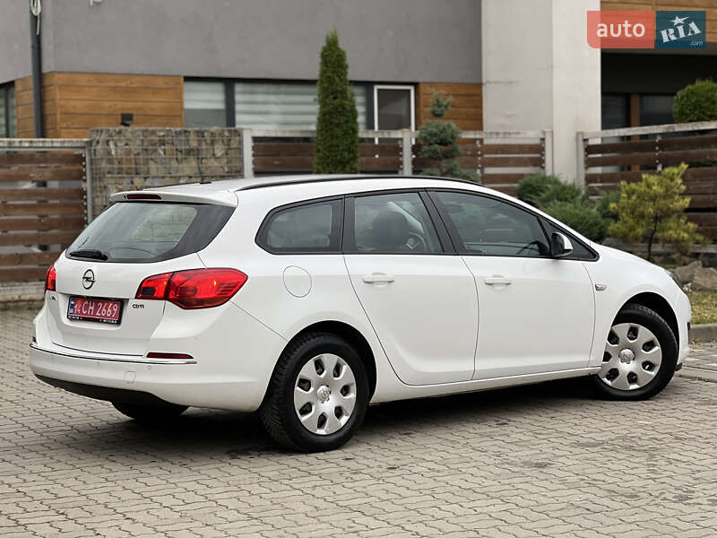 Opel Astra 2013