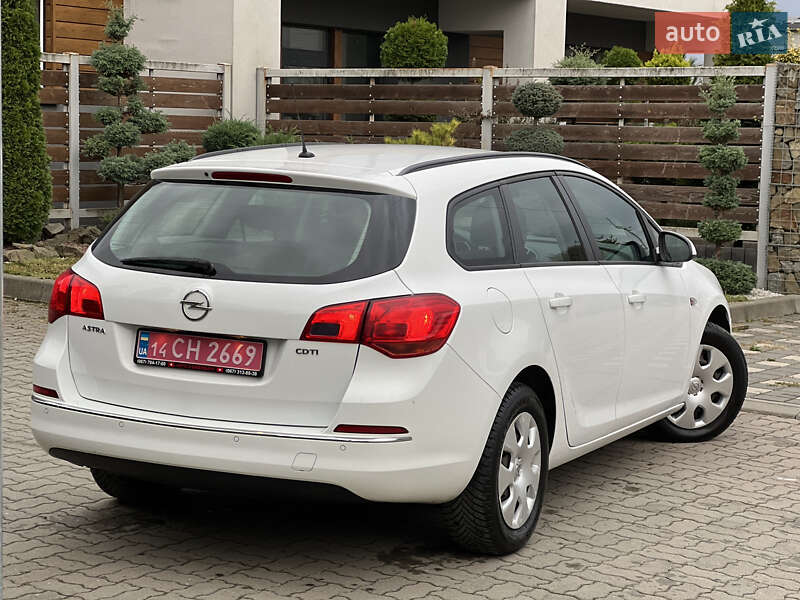 Opel Astra 2013