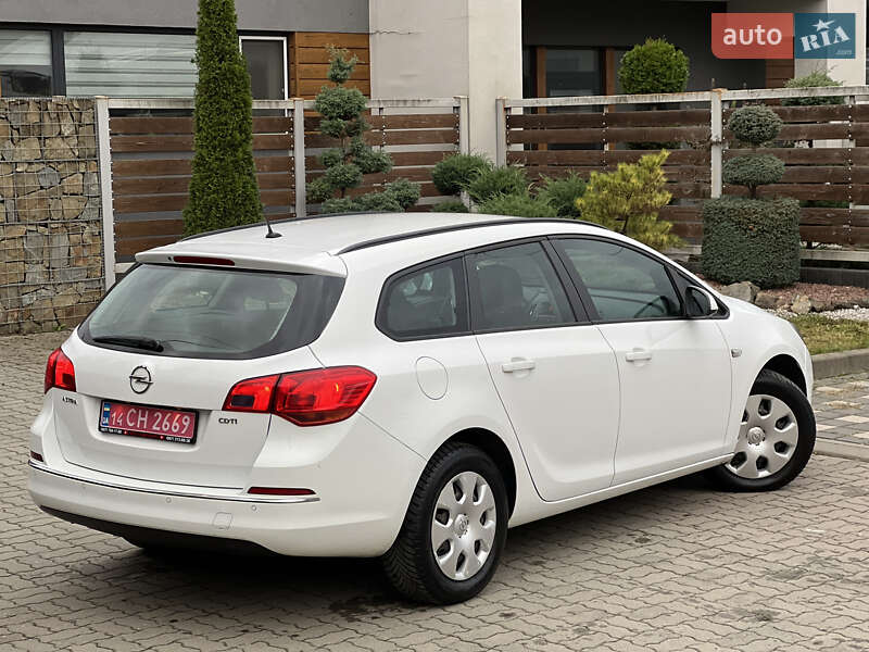 Opel Astra 2013