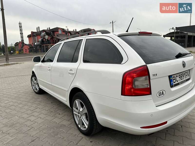Skoda Octavia 2011