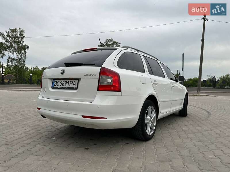 Skoda Octavia 2011