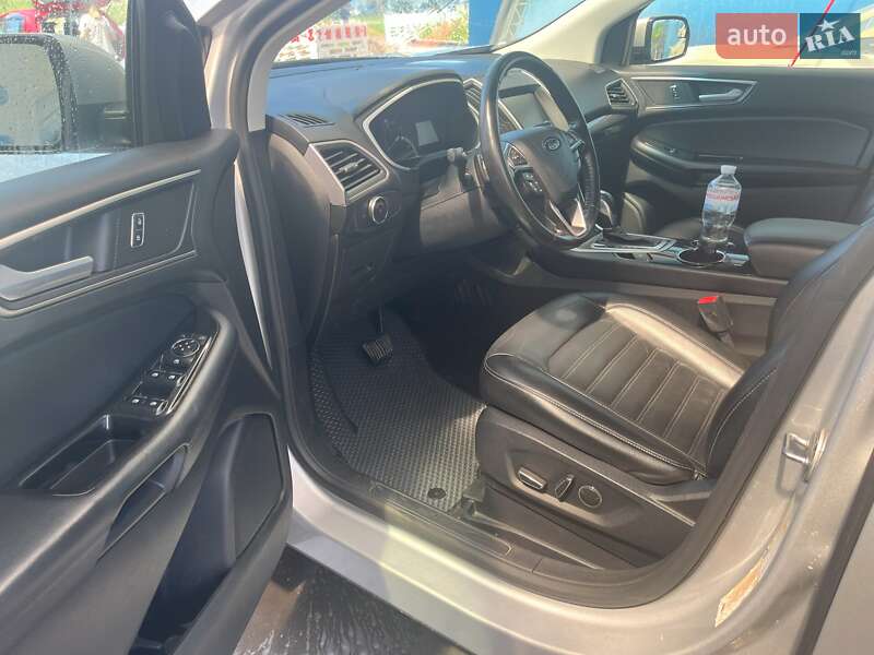 Ford Edge 2015