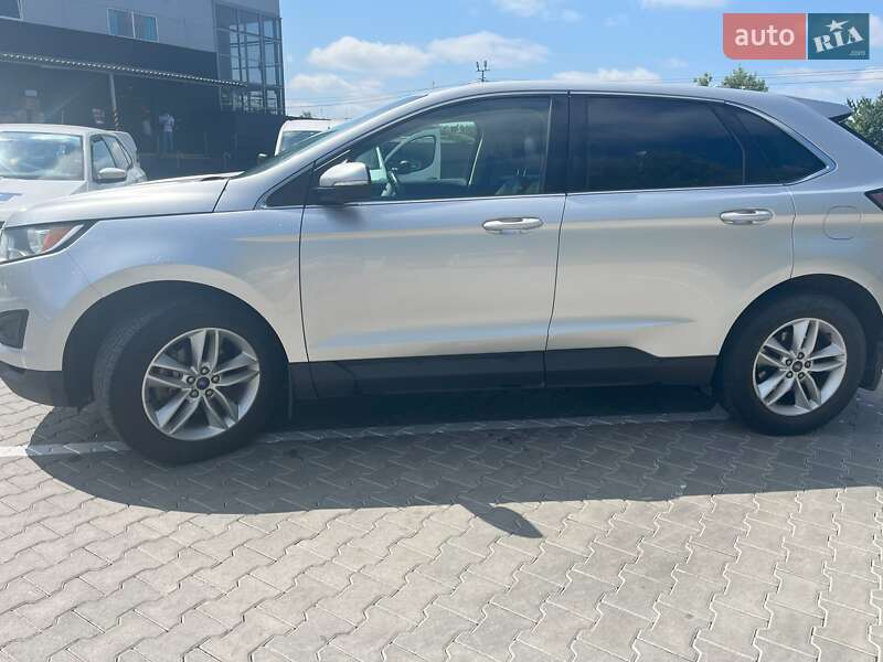Ford Edge 2015