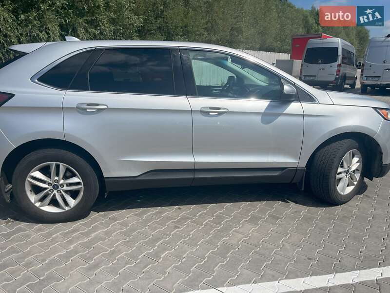Ford Edge 2015