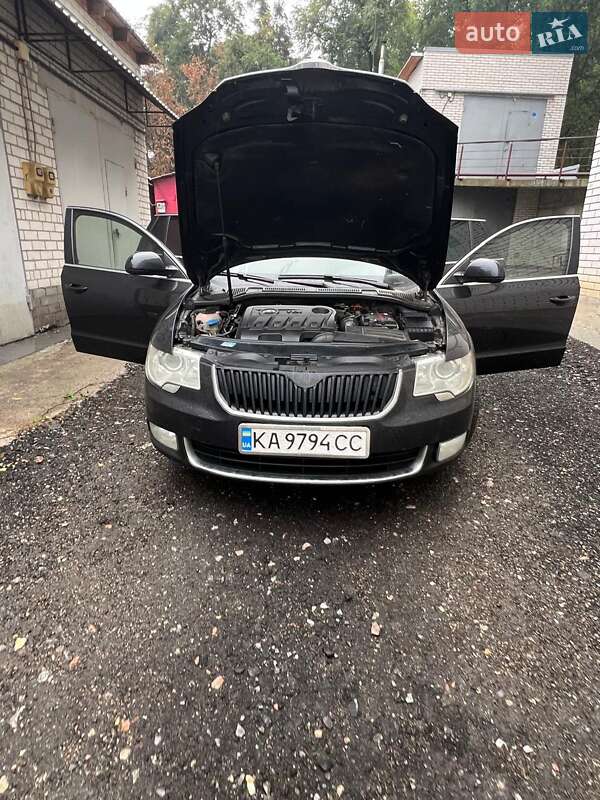 Skoda Superb 2012