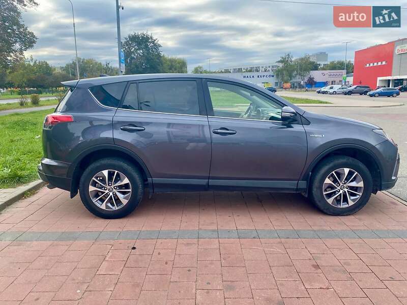 Toyota RAV4 2018