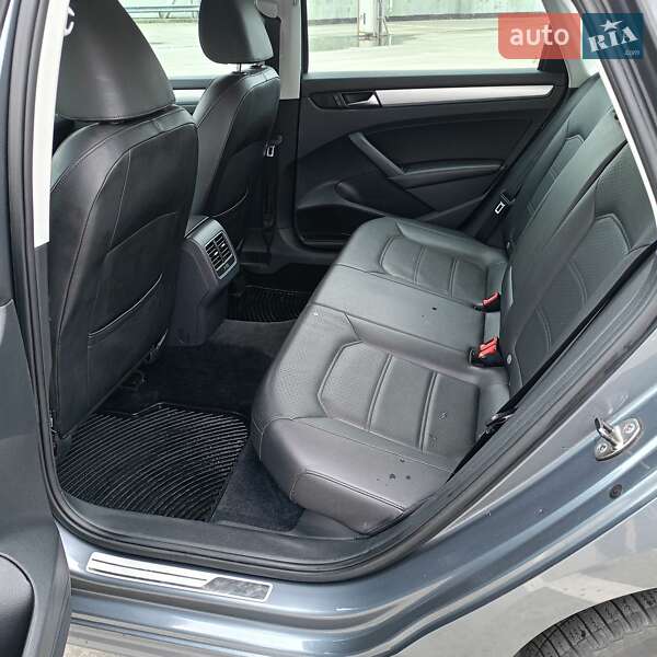 Volkswagen Passat 2013