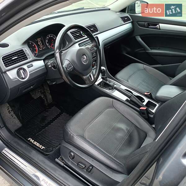 Volkswagen Passat 2013