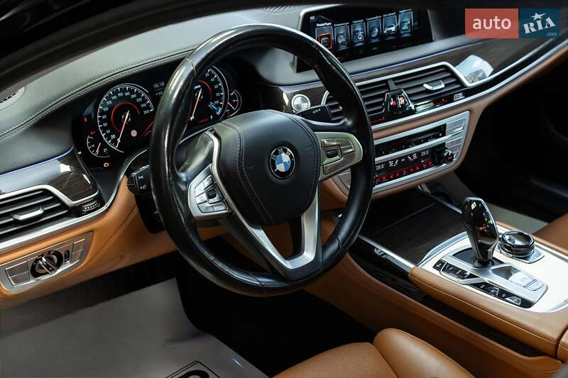 BMW 7 Series 2016
