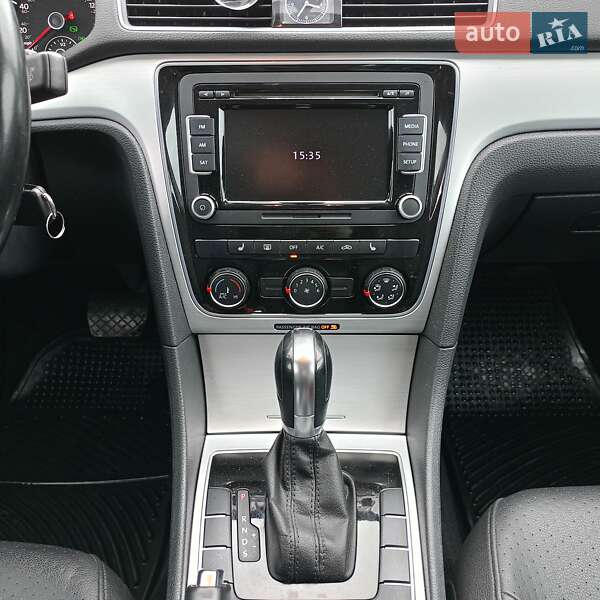 Volkswagen Passat 2013