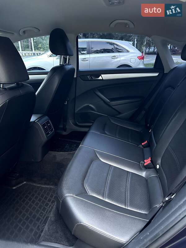 Volkswagen Passat 2012