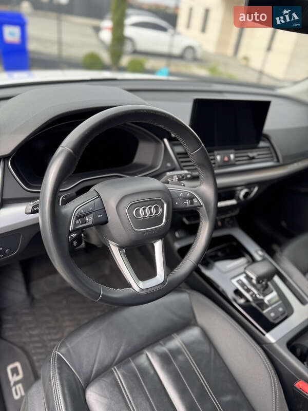 Audi Q5 2021