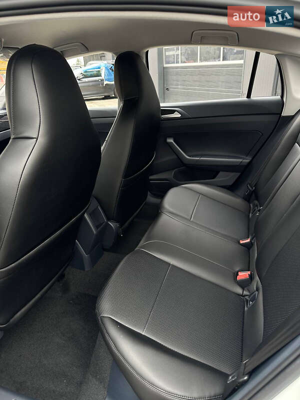 Volkswagen Jetta 2025